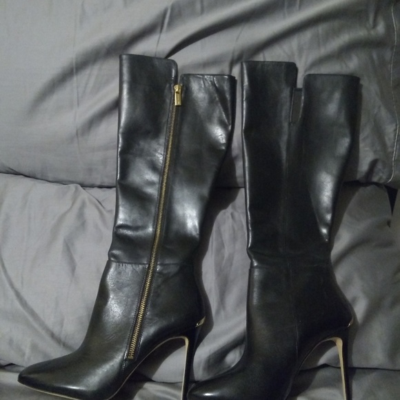 Michael Kors Boots - Picture 1 of 4